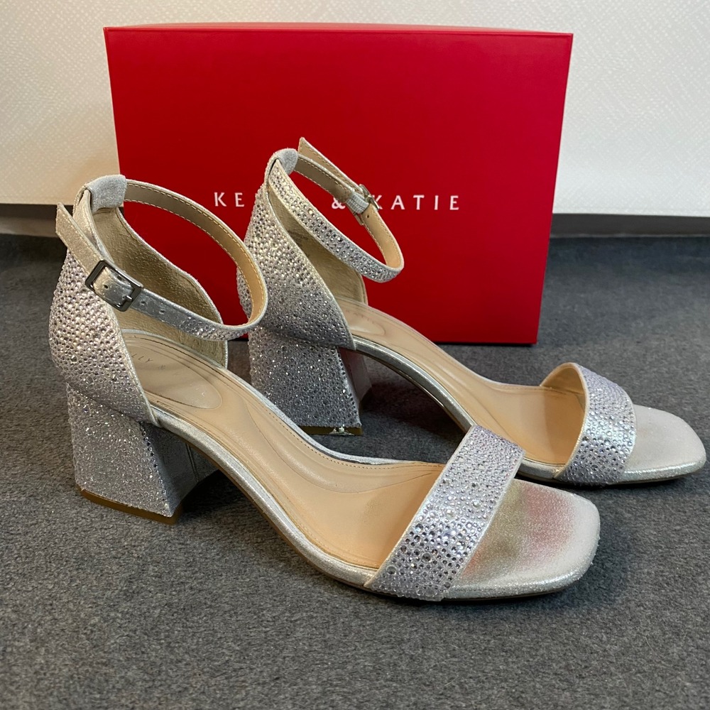 Kelly & Katie Block Heels Sandal Rhinestone Ankle Strap Sparkly Silver Sz 9W EUC